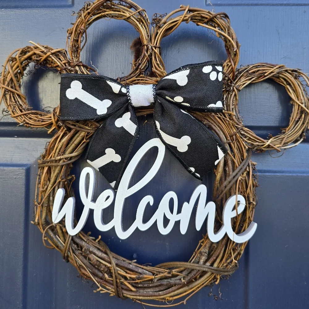 Mini Welcome Paw Wreath 🐾